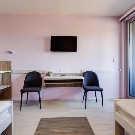 Apartment Singidunum 4 Lux *